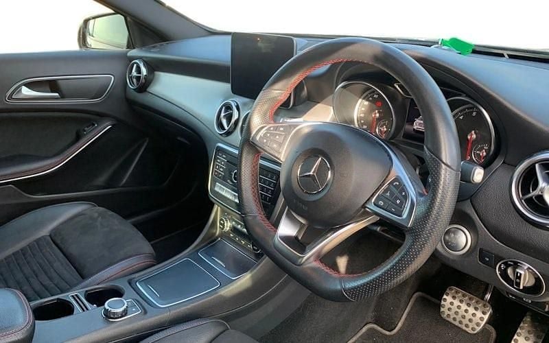 Used Mercedes GLA200 AMG line 156 HP (114 kW) 2020 SUV