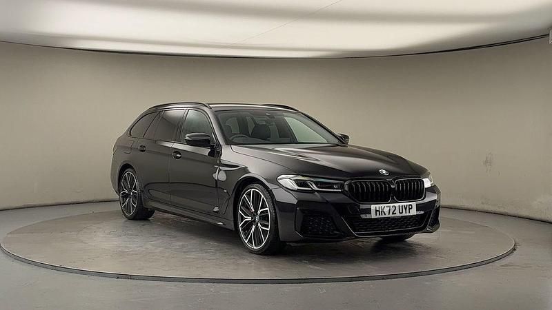 Used BMW 520 M Sport 2022 Sapphire black Estate