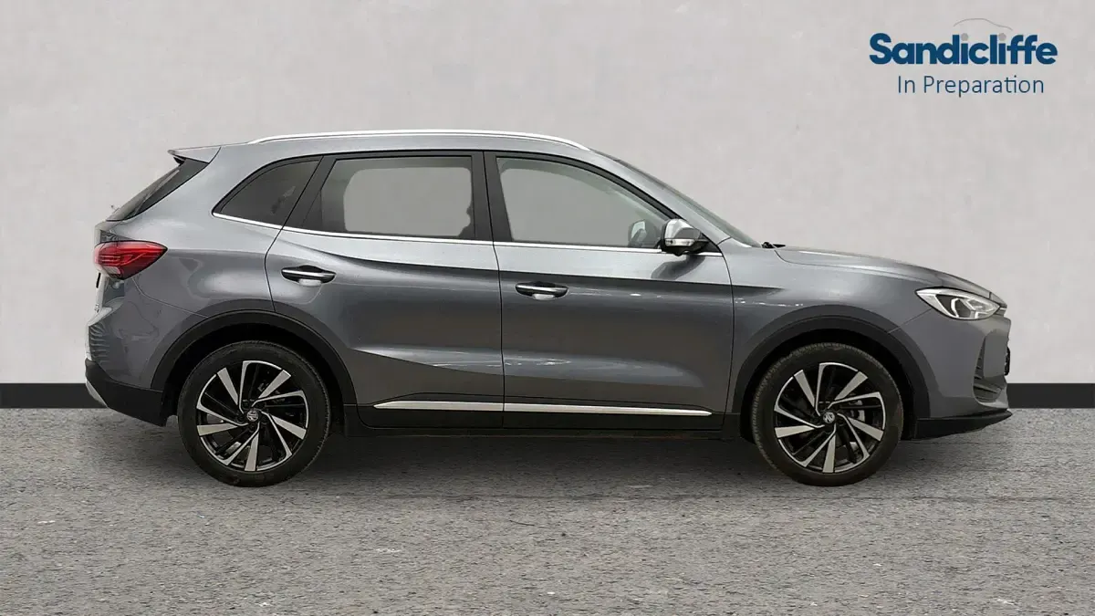 Gebraucht MG ZS Trophy 196 PS (144 kW) 2024 Grau SUV