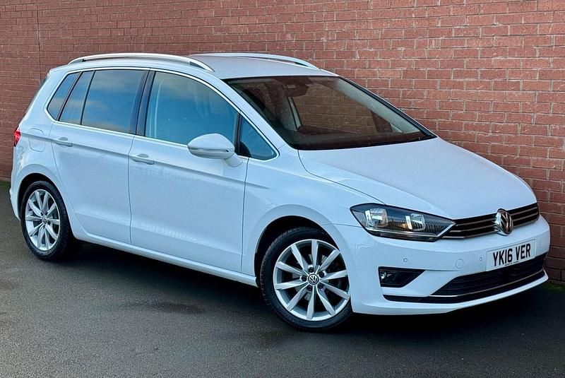 White Used 2016 VW Golf Sportsvan GT MPV | £11,250 (A bit pricey) - Image 1/4