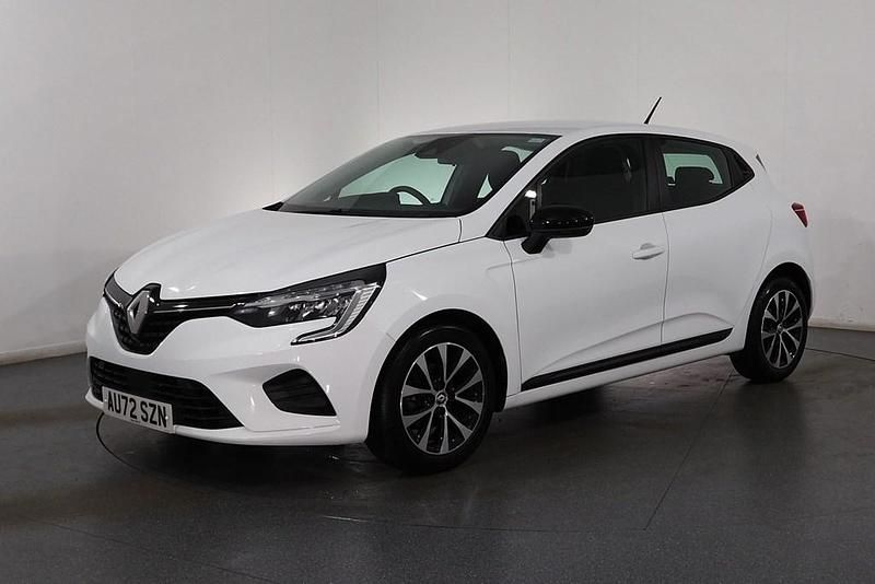 Używany Renault Clio V Evolution 2022 Biały Hatchback