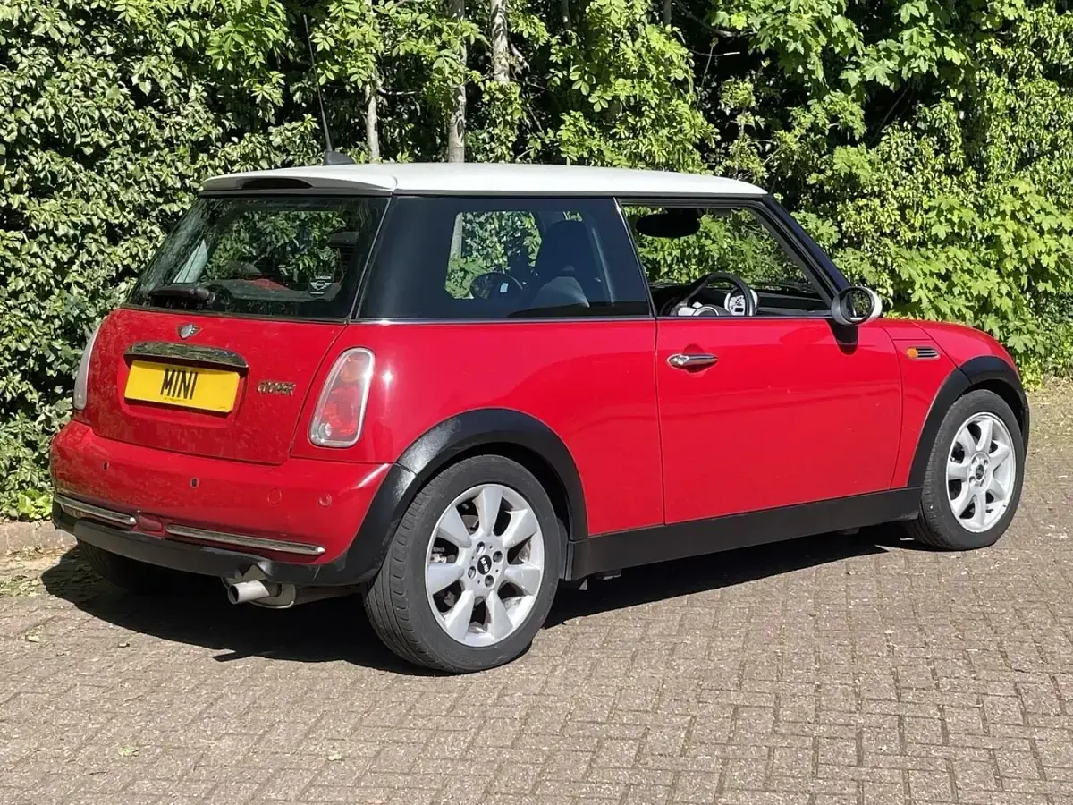 Used Mini Cooper Hatch 2005 Chili red Hatchback