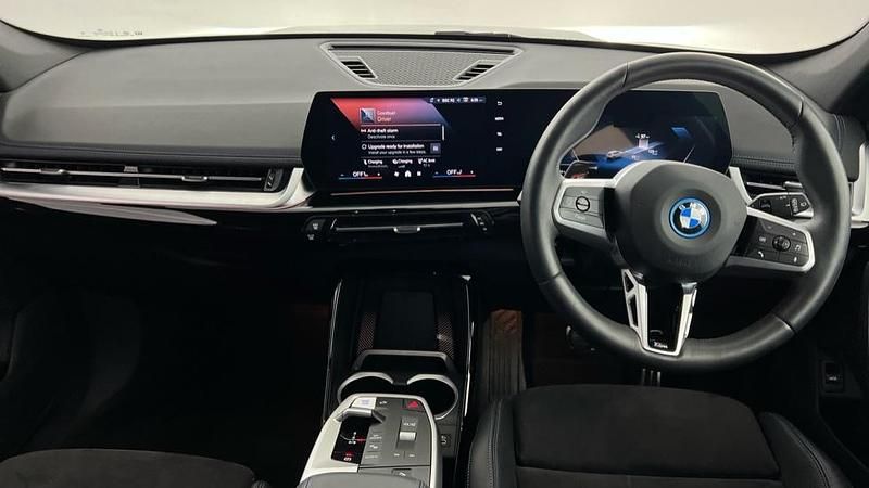 Used BMW iX1 M Sport 147 kW (201 HP) 2025 Green SUV