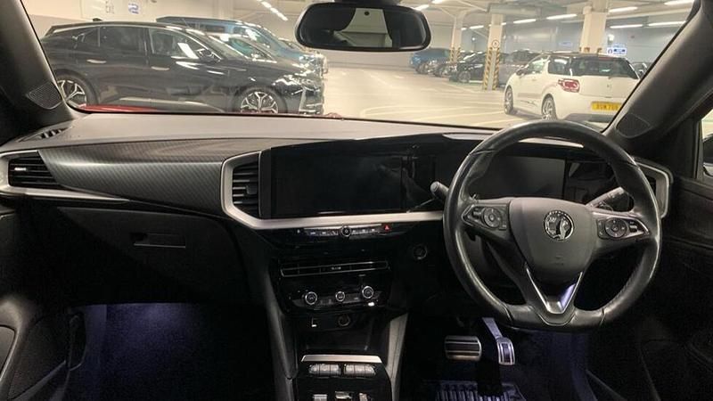 Red Used 2022 Vauxhall Mokka Ultimate SUV | £17,668 (Fair price) - Image 1/4