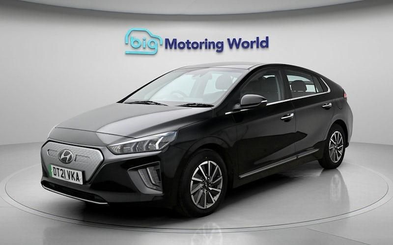 Used Hyundai Ioniq Premium 100 kW (136 HP) 2021 Black Hatchback