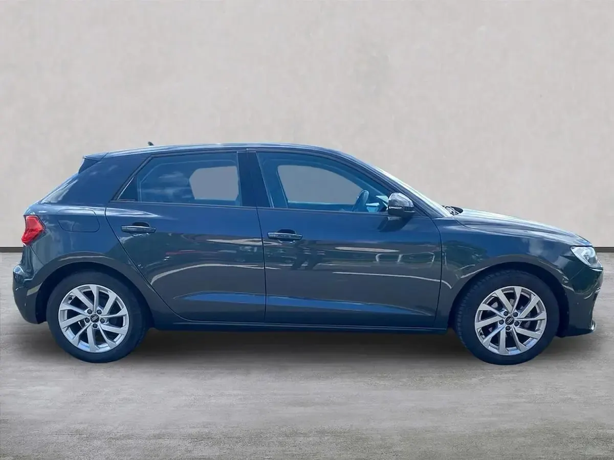Used Audi A1 Sportback Sport 95 HP (69 kW) 2023 Grey Hatchback