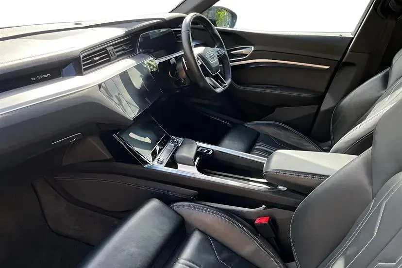Used Audi e-tron Black Edition 300 kW (408 HP) 2023 Grey SUV