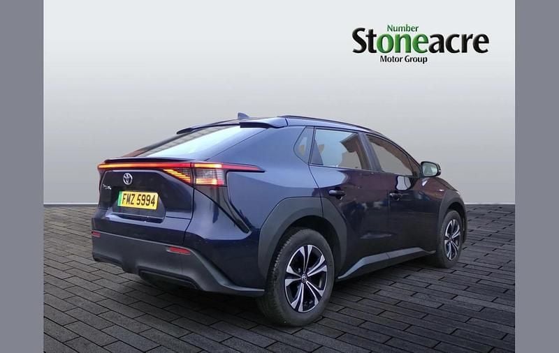 Used Toyota bZ4X PURE 150 kW (204 HP) 2024 Blue SUV