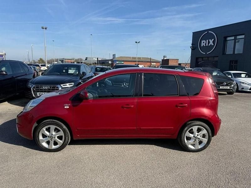 Used Nissan Note N-TEC 88 HP (64 kW) 2012 Red Hatchback
