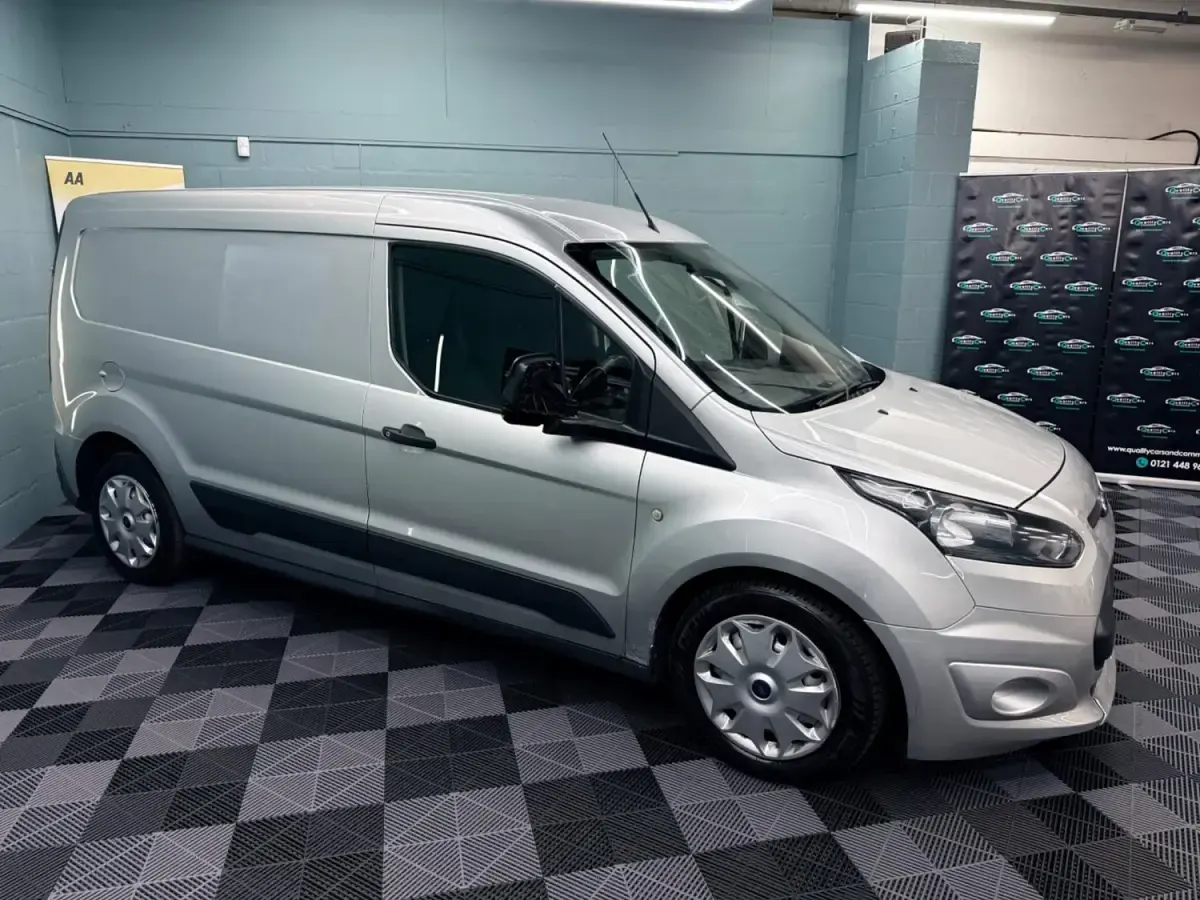 Begagnad Ford Transit Connect Trend 95 HK (69 kW) 2014 Silver Minibuss