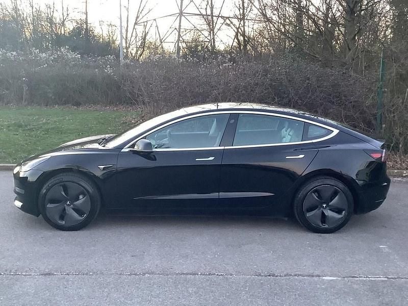 Used Tesla Model 3 Standard Range Plus 239 kW (325 HP) 2019 Black Sedan