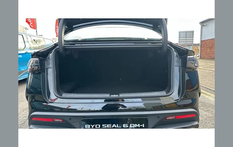 New BYD Seal Boost 180 HP (132 kW) 2025 Other Sedan