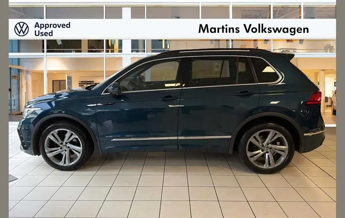 Used VW Tiguan R-line Edition 150 HP (110 kW) 2023 Blue SUV