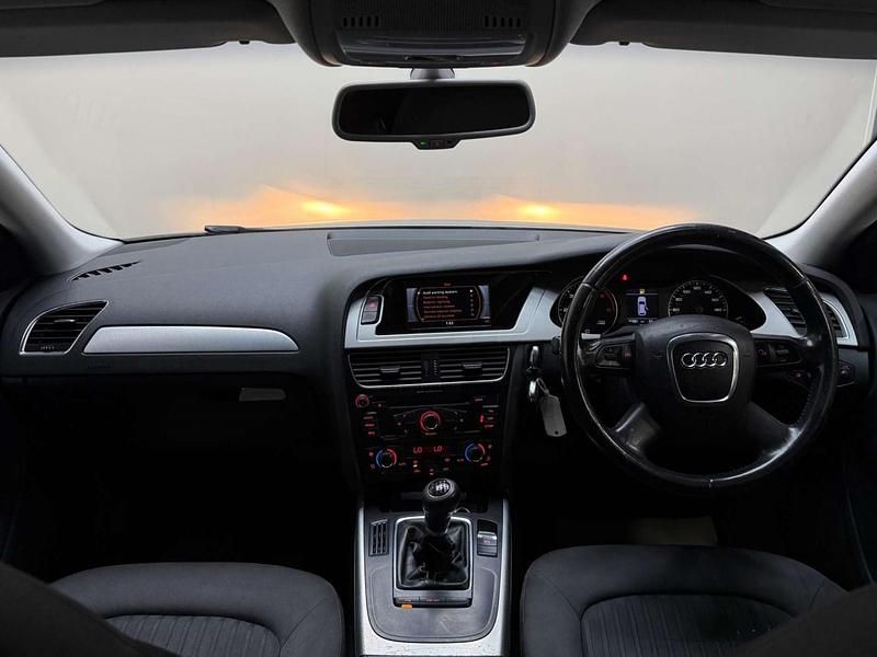 Used Audi A4 Business 143 HP (105 kW) 2009 Silver Estate