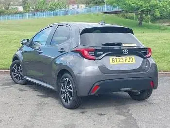 Used Toyota Yaris Hybrid Design 116 HP (85 kW) 2023 Grey Hatchback
