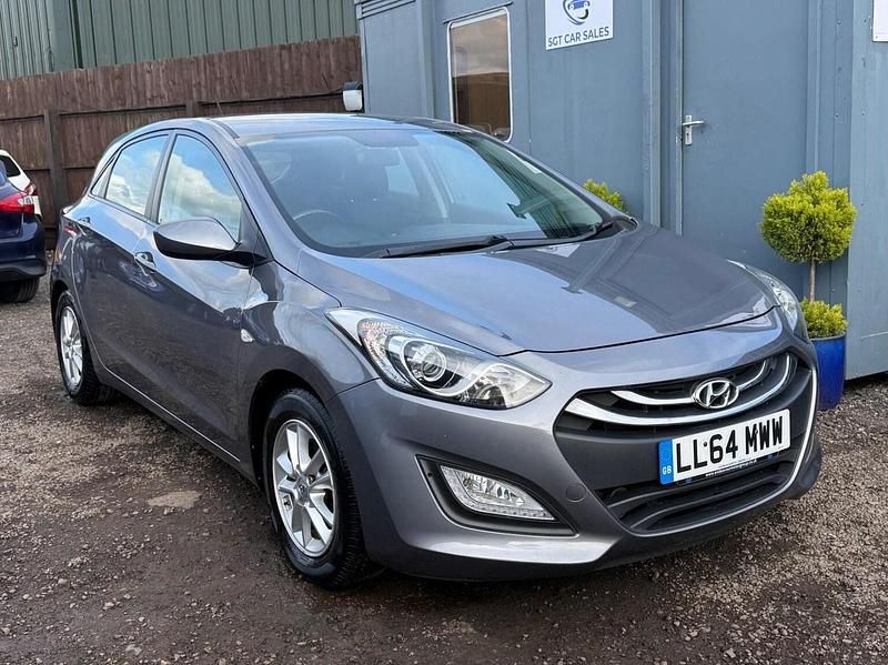 Used Hyundai i30 Active 100 HP (73 kW) 2014 Grey Hatchback