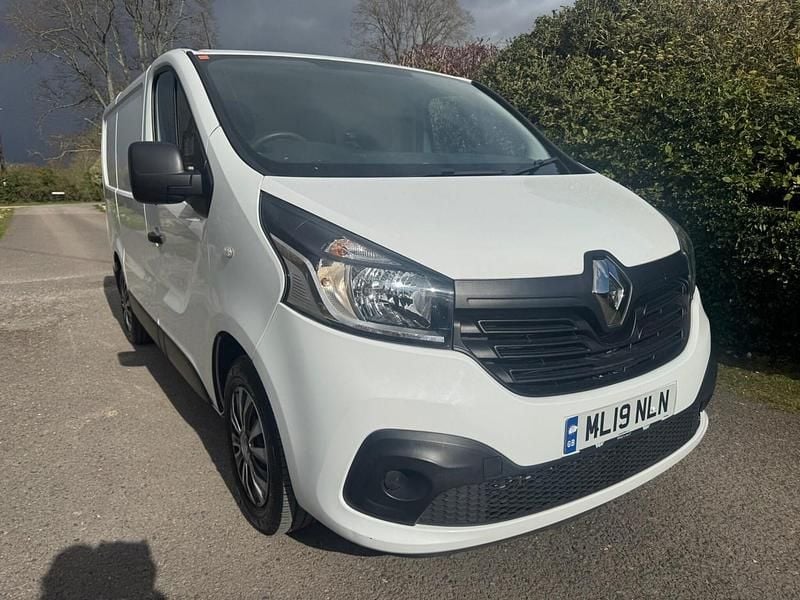 Used Renault Trafic Business 2019 White MPV