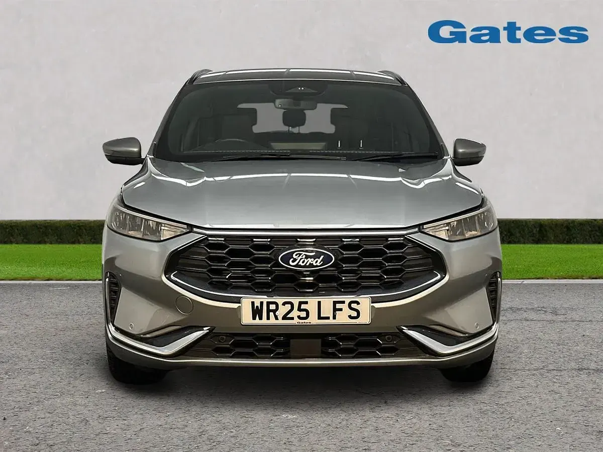 Used Ford Kuga ST-Line 150 HP (110 kW) 2025 Silver SUV