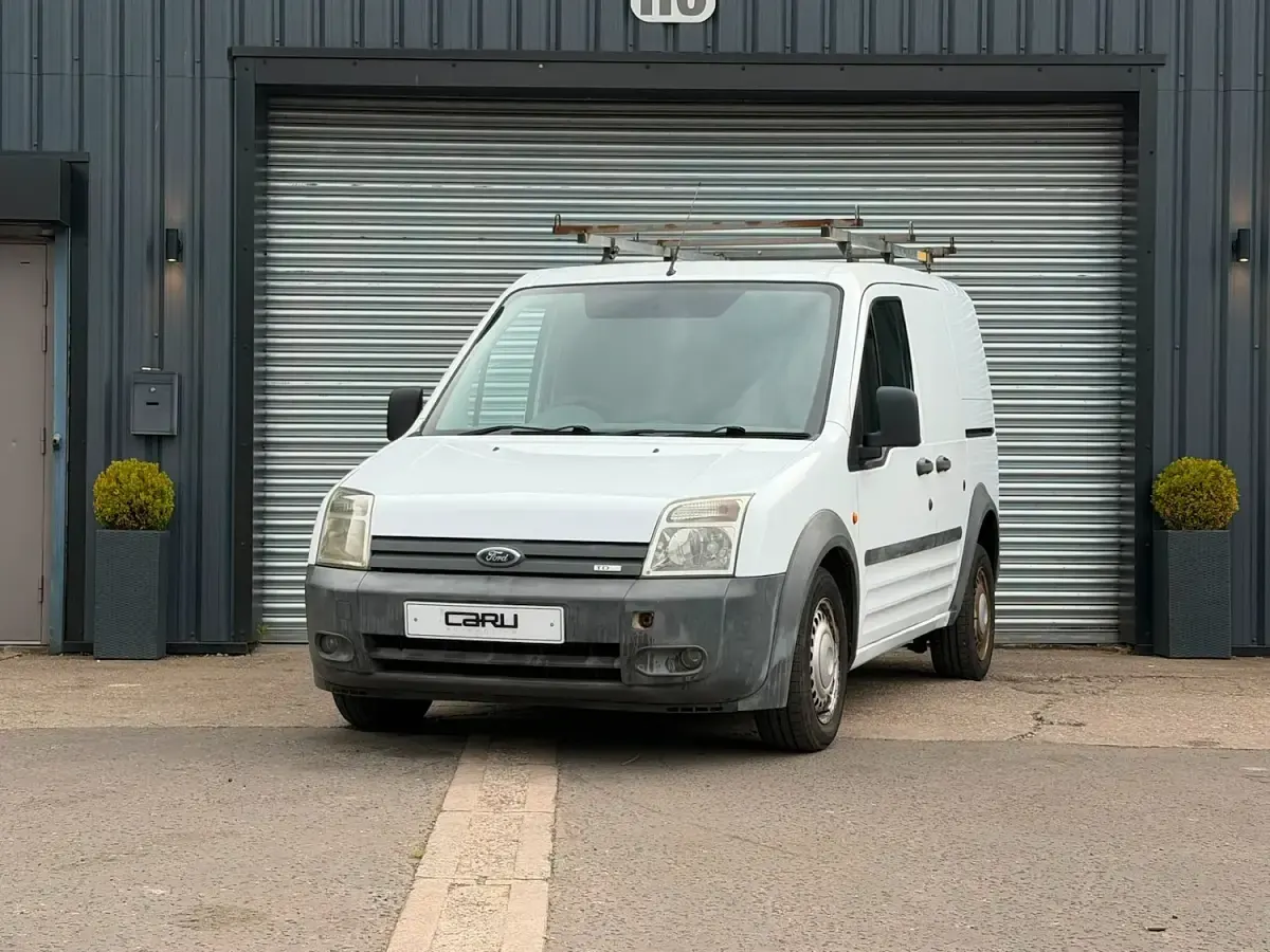 Used Ford Transit Connect 90 HP (66 kW) 2007 White MPV