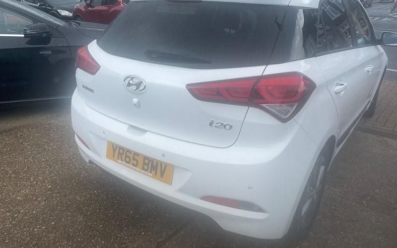 Used Hyundai i20 Premium SE 90 HP (66 kW) 2018 Hatchback