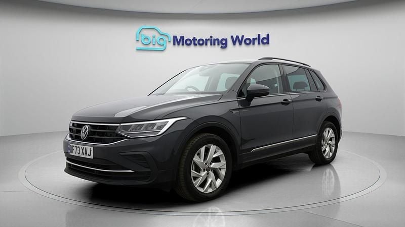Used VW Tiguan S 150 HP (110 kW) 2023 Grey SUV