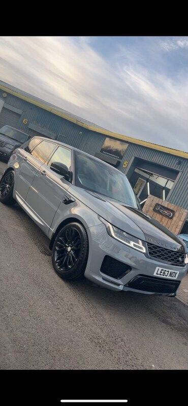 Black Used 2019 Land Rover Range Rover Sport HSE Dynamic SUV | £26,999 (Fair price) - Image 1/2