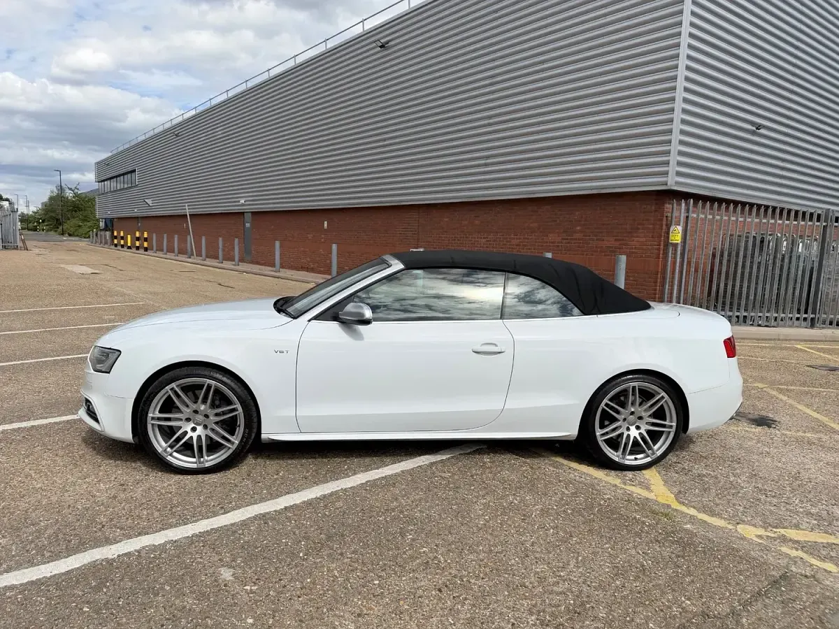 Used Audi A5 Cabriolet Design 333 HP (244 kW) 2013 White Cabriolet