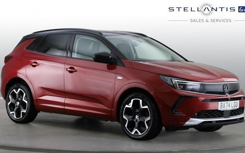 Used Vauxhall Grandland X Ultimate 136 HP (100 kW) 2024 Red SUV