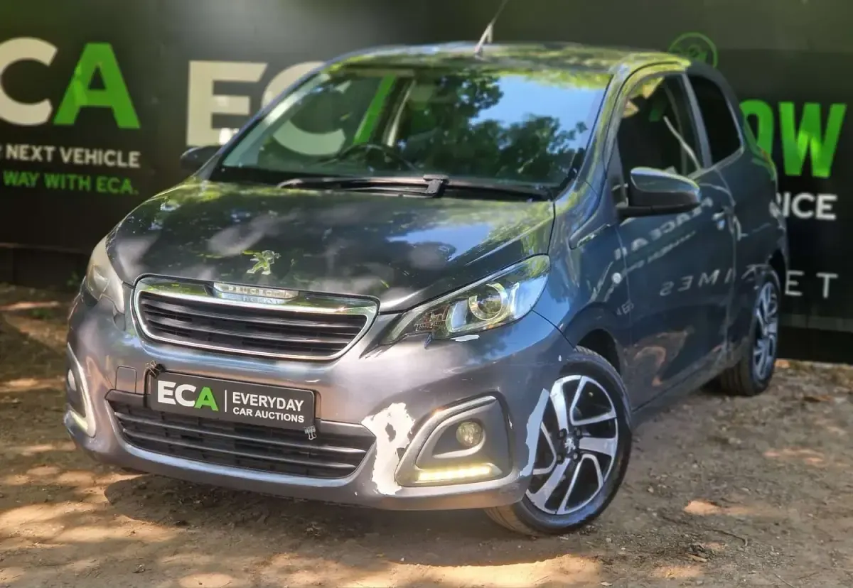 Used Peugeot 108 Allure 82 HP (60 kW) 2015 Grey Hatchback