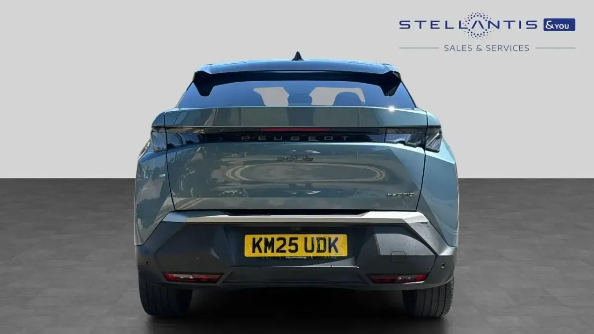 Used Peugeot 3008 GT 134 HP (98 kW) 2025 Blue SUV