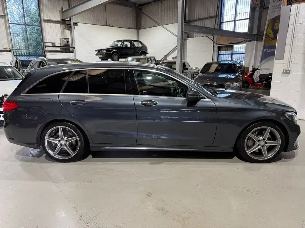 Usado Mercedes C250 AMG Line Premium Plus 2016 Cinzento Carrinha
