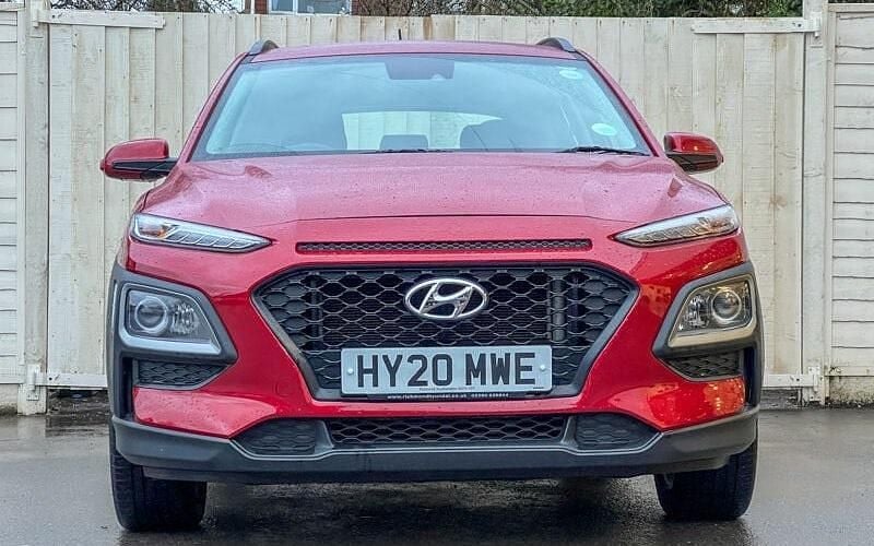 Used Hyundai Kona SE 120 HP (88 kW) 2020 Red SUV
