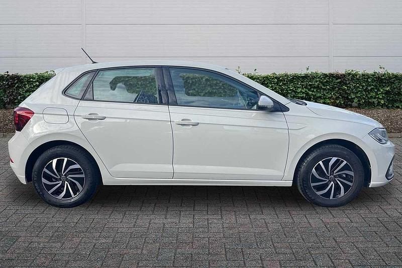 Used VW Polo Life 80 HP (58 kW) 2024 Grey Hatchback