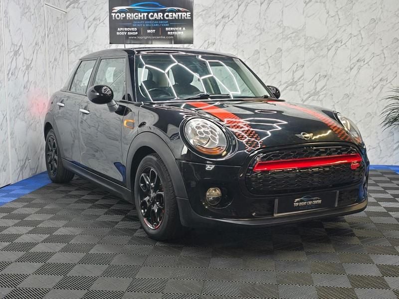 Black Used 2017 Mini Cooper Hatch Hatchback | £4,000 (Super price) - Image 1/2