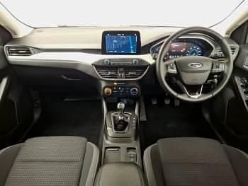 Used Ford Focus Zetec 95 HP (69 kW) 2019 Black Estate