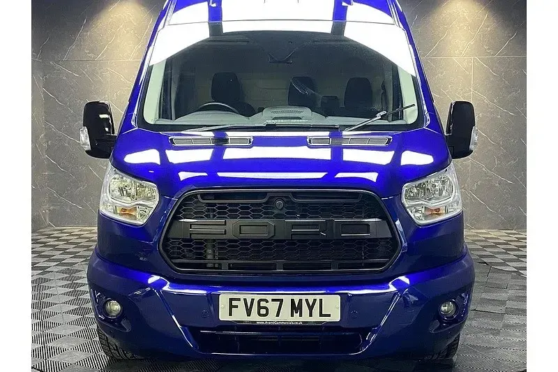 Usado Ford Transit 130 HP (95 kW) 2018 Azul Van
