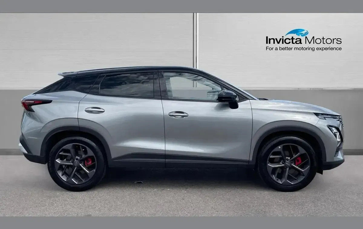 Used Omoda 5 186 HP (136 kW) 2025 Silver/black SUV