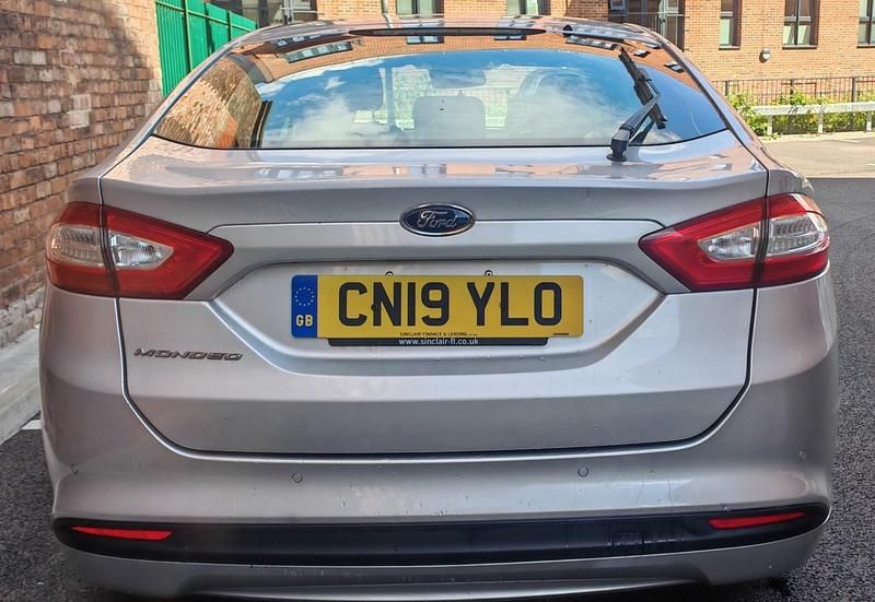 Used Ford Mondeo Zetec 2019 Silver Hatchback