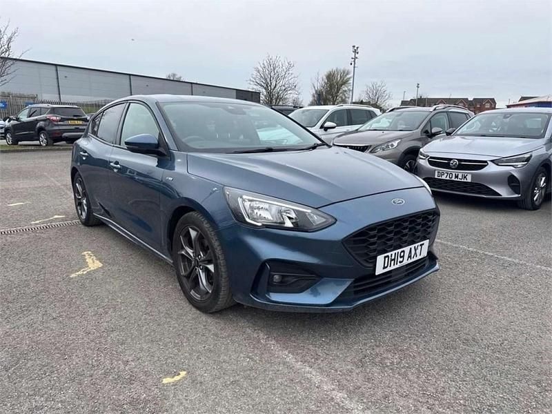 Used Ford Focus ST-Line 125 HP (91 kW) 2019 Blue Hatchback