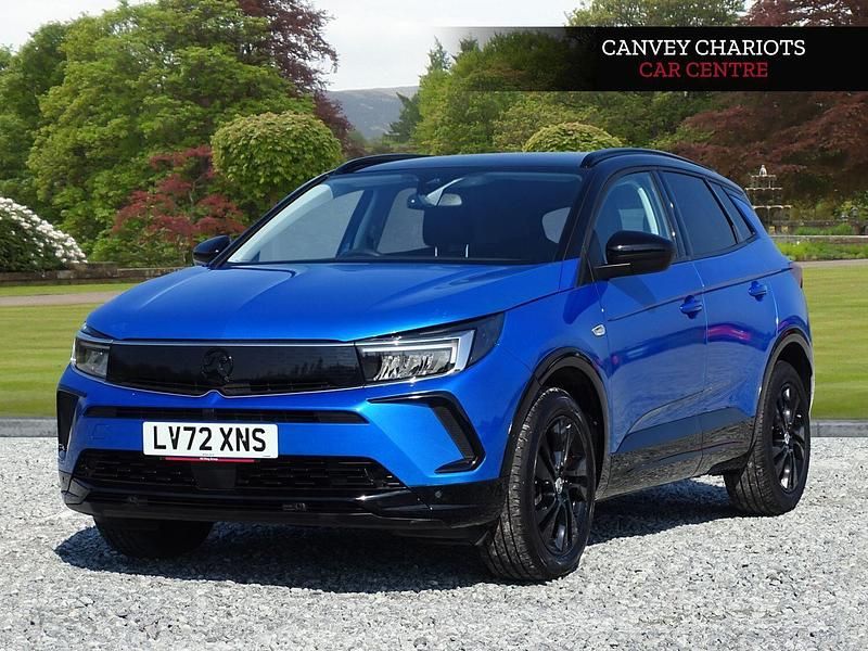 Used Vauxhall Grandland X S 130 HP (95 kW) 2023 Blue SUV