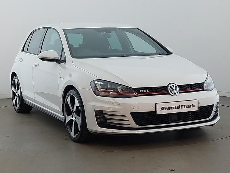 Used VW Golf VII GTI 220 HP (161 kW) 2016 White Hatchback