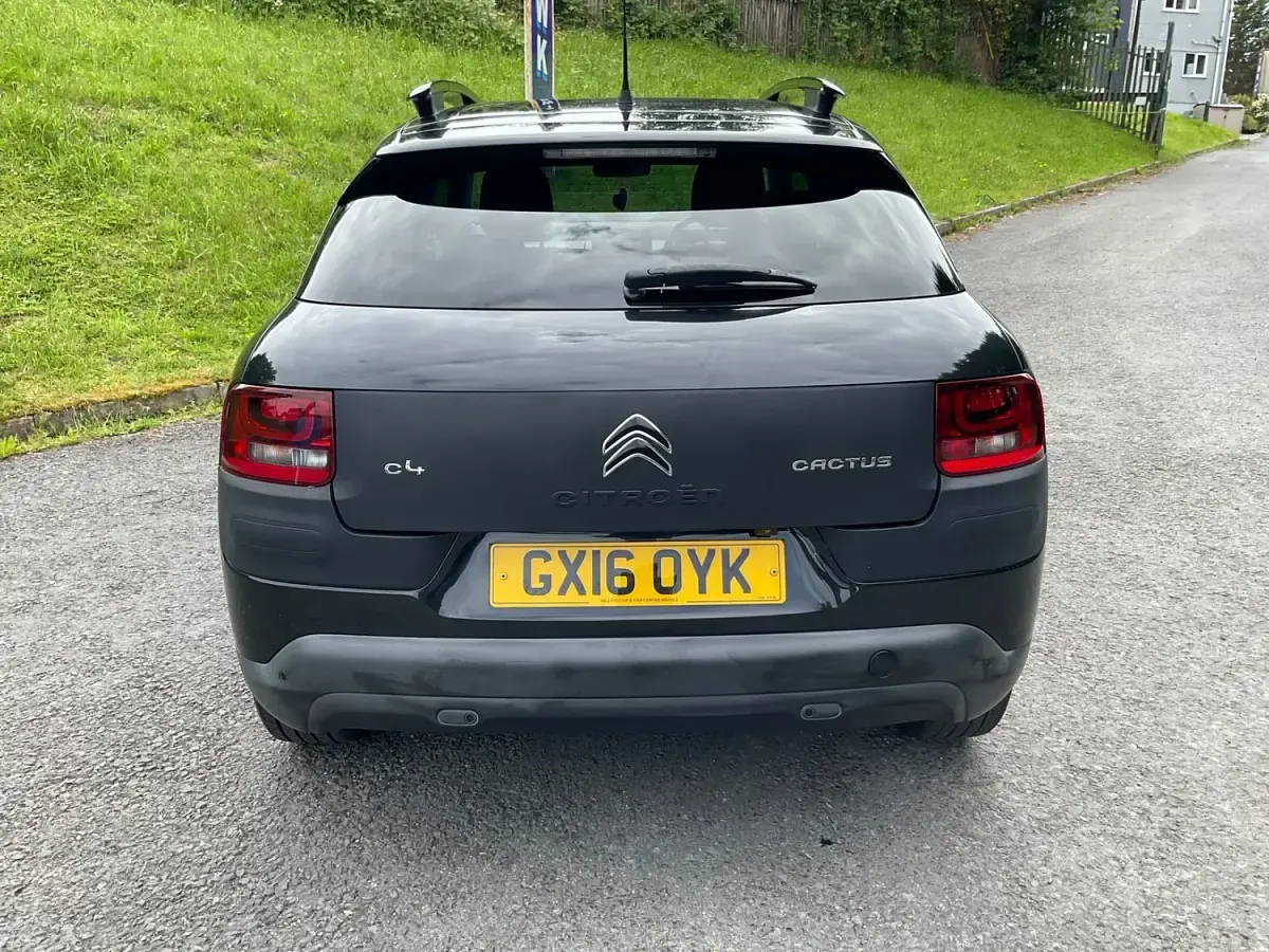 Used Citroën C4 Cactus Flair 2016 Black Hatchback