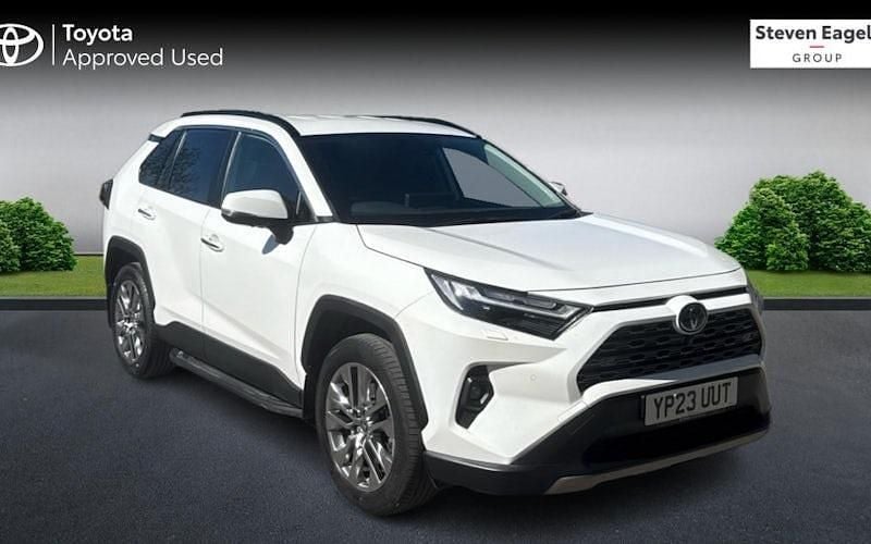 Usado Toyota RAV4 218 HP (160 kW) 2025 SUV
