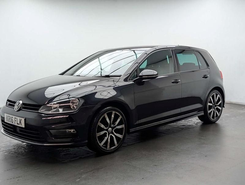 Used VW Golf VII R-line Edition 150 HP (110 kW) 2016 Black Hatchback