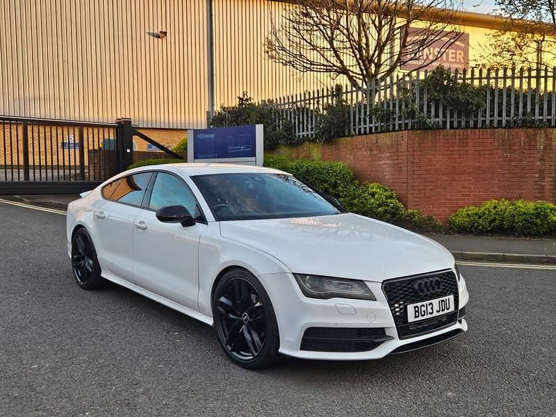 Used Audi A7 2013 White Hatchback