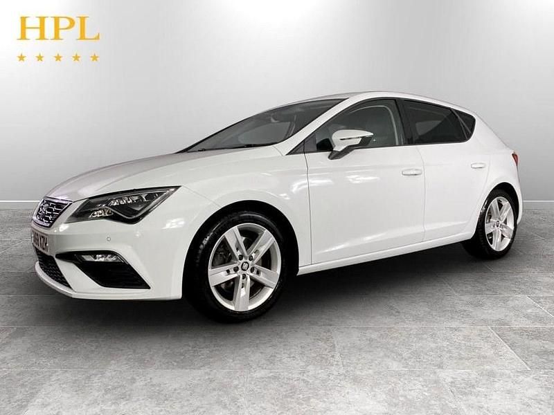 Used Seat Leon FR 190 HP (139 kW) 2018 White Hatchback