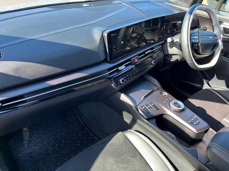 Used Kia Sportage GT-Line 147 HP (108 kW) 2025 Grey SUV