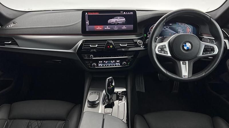 Used BMW 520 M Sport 187 HP (137 kW) 2022 Grey Estate