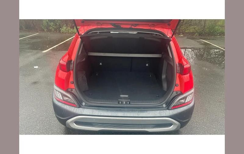 Used Hyundai Kona Premium 117 HP (86 kW) 2022 Red SUV