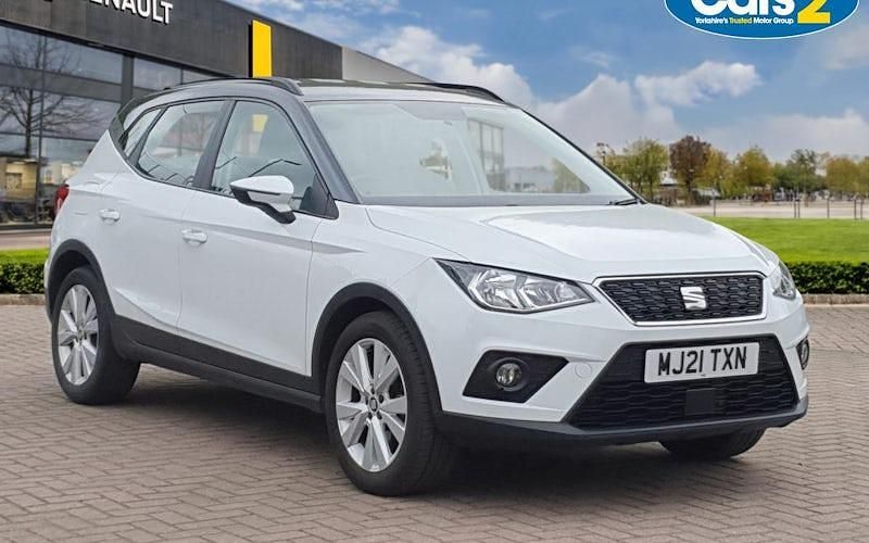 Begagnad Seat Arona SE Technology 95 HK (69 kW) 2021 Vit SUV